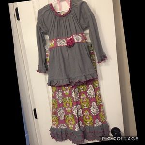 Ann Loren outfit size 6. Perfect for fall!